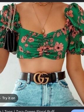 NWOT Woman’s S Zara Top